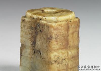 图片[3]-Square jade tube with carved pattern, Liangzhu culture-China Archive